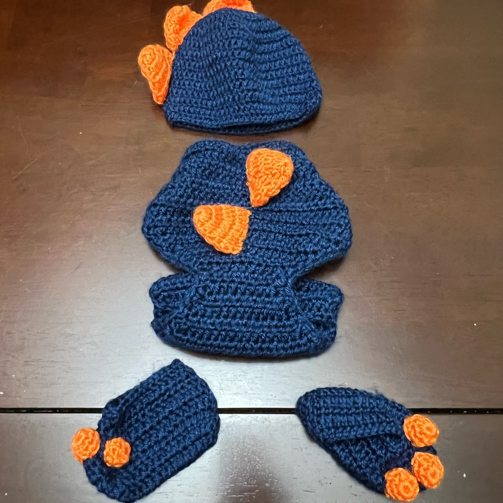 Dinosaur Diaper Cover/Newborn Photoshoot Outfit